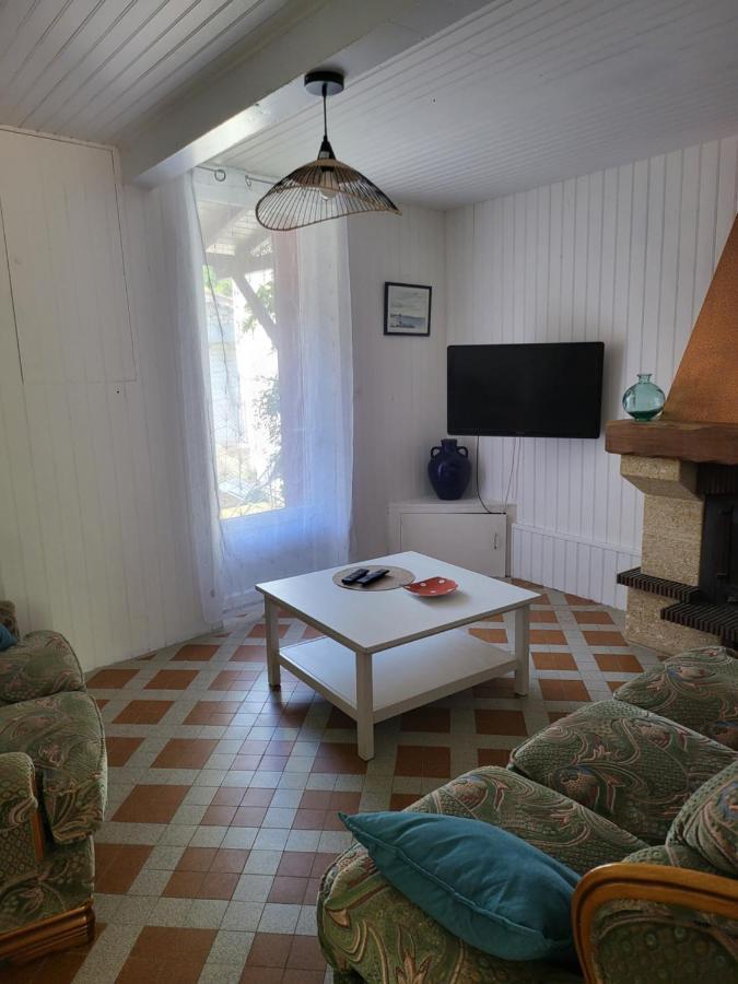 La Maison Rouge Paisible Maison De Pays Saujon Luaran gambar